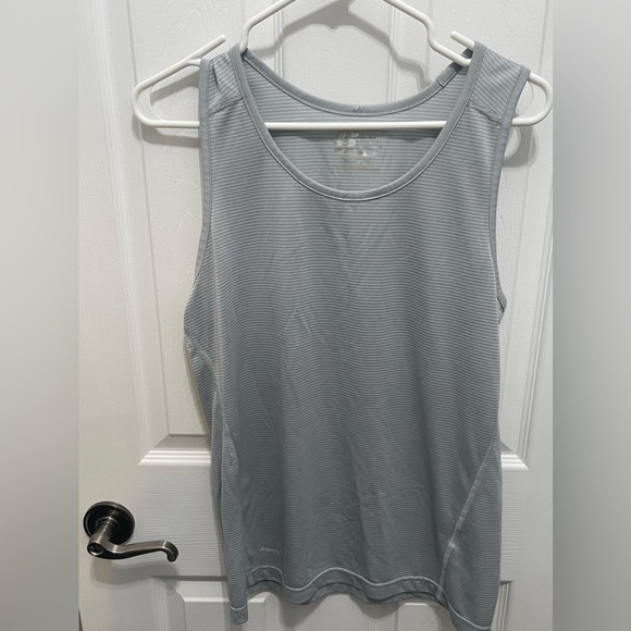 Russell tank top small gray sleeveless top Workout top - Picture 2 of 10